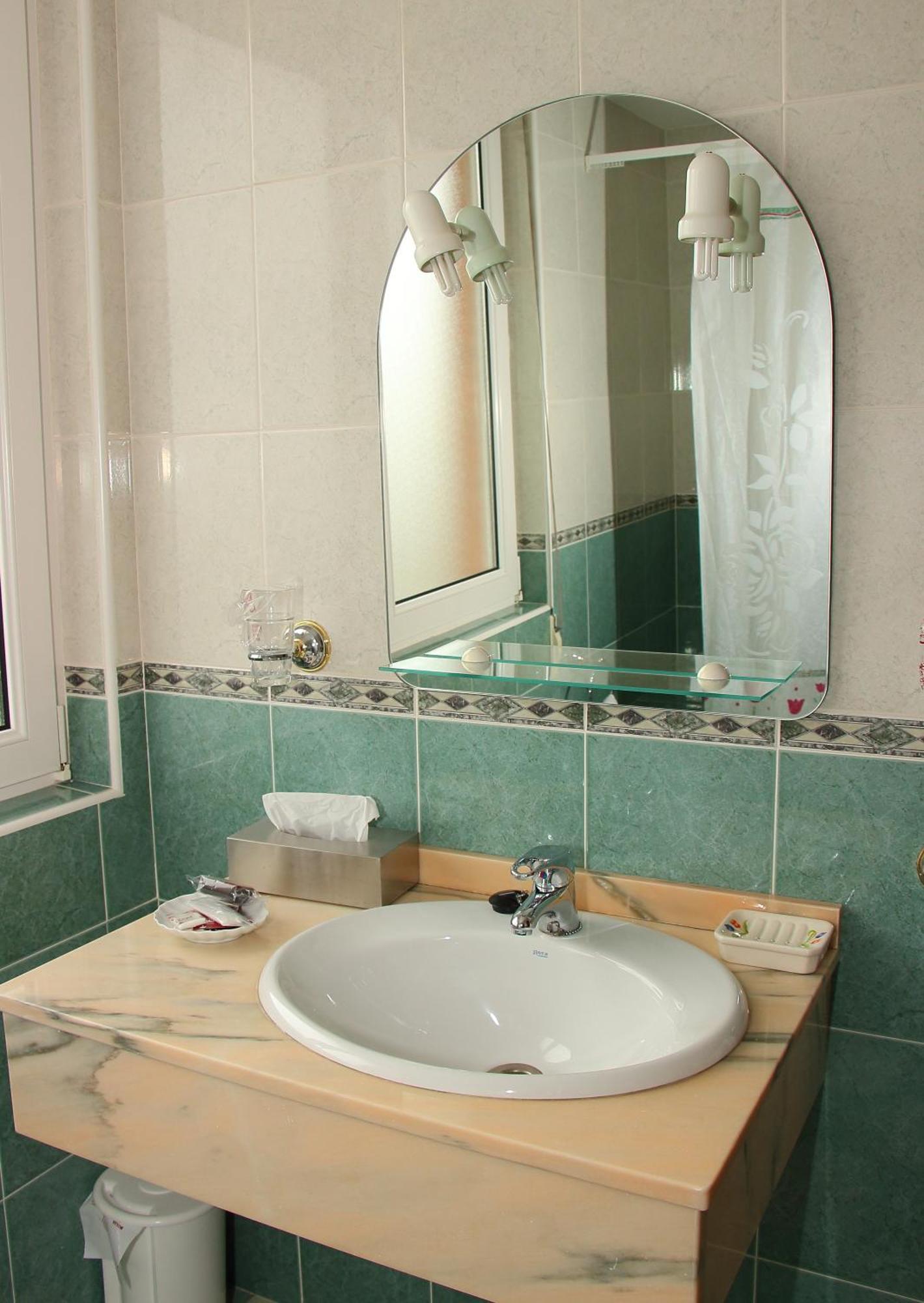 Hotel Avenida III Villadangos del Paramo Bilik gambar